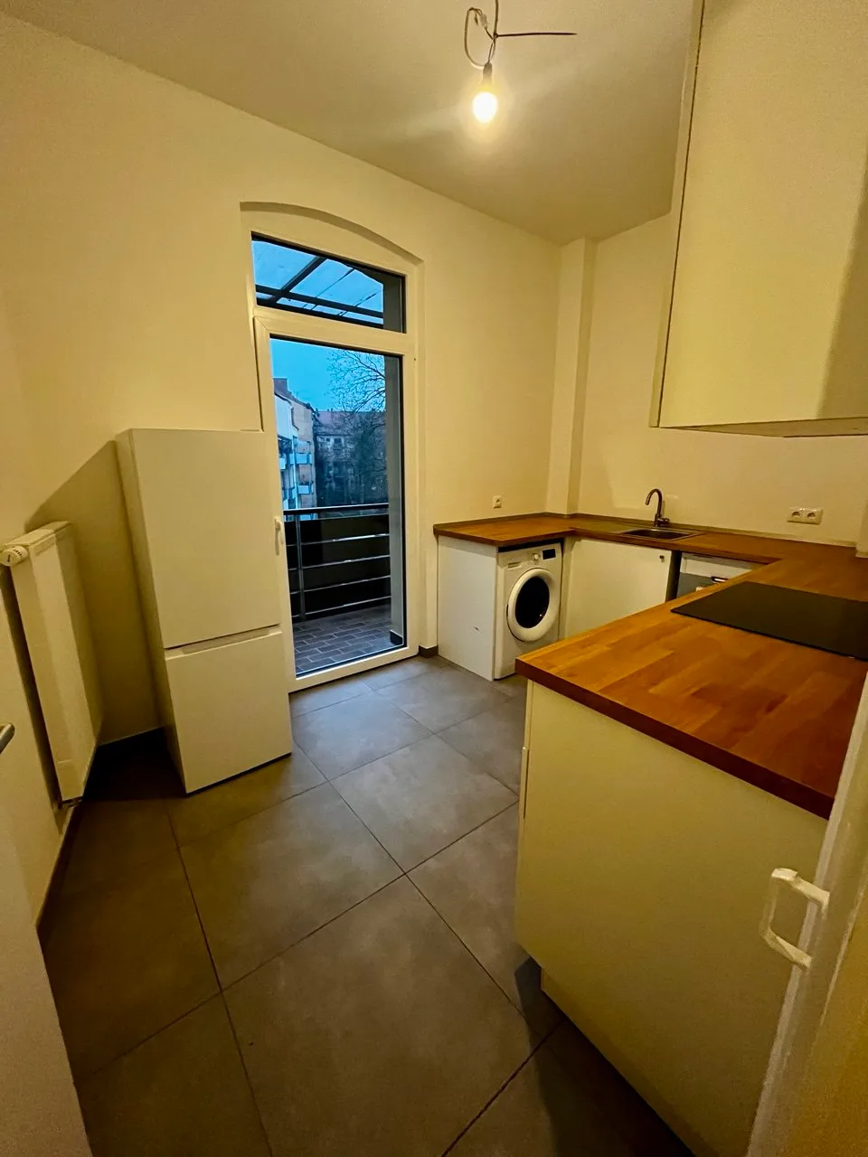 Furnished Shared Room near Friedrich-Ebert-Platz | All-Inclusive Student Housing - Image 3