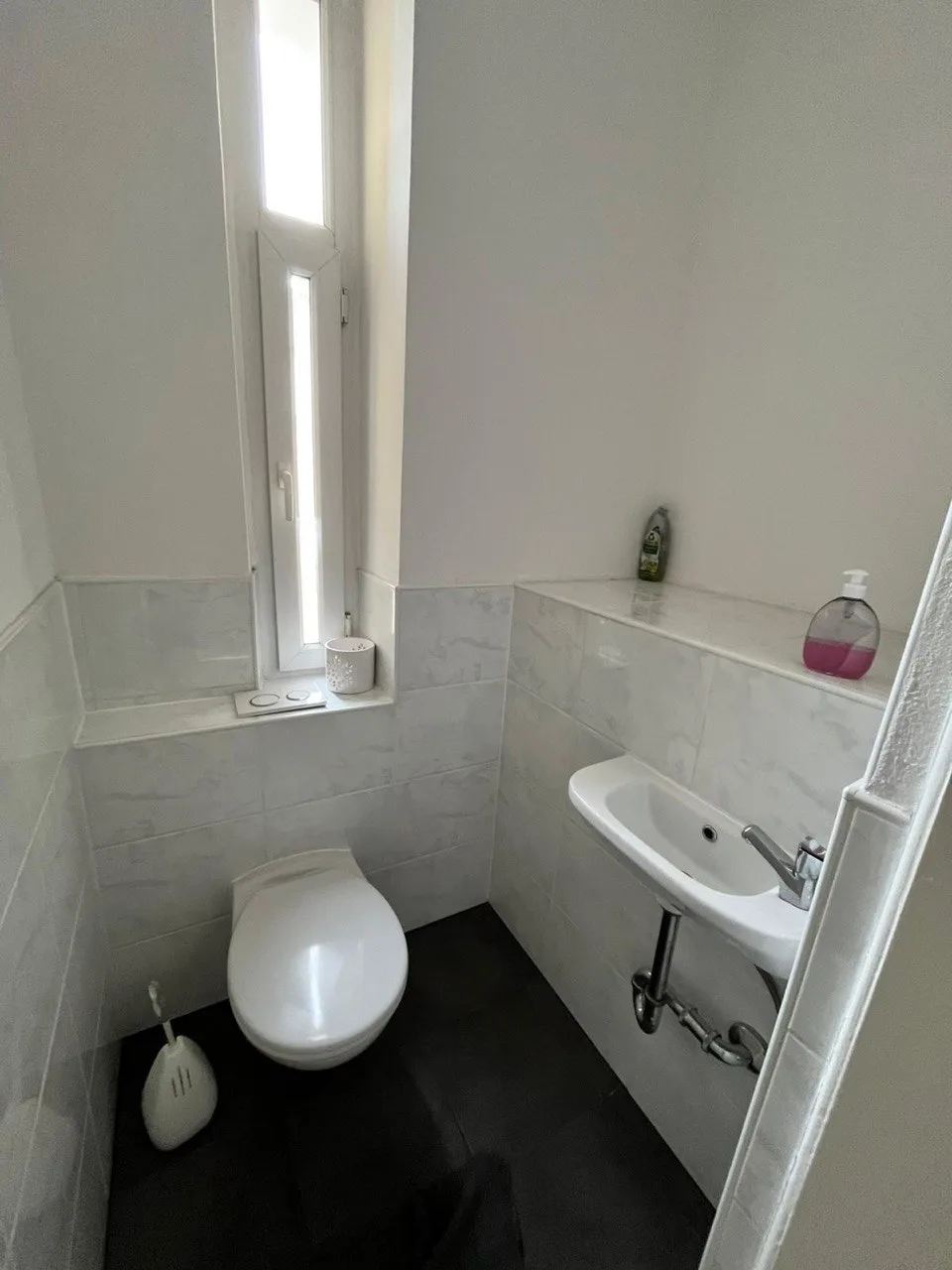 Furnished Shared Room near Rothenburger Straße | All-Inclusive Student Housing - Image 5